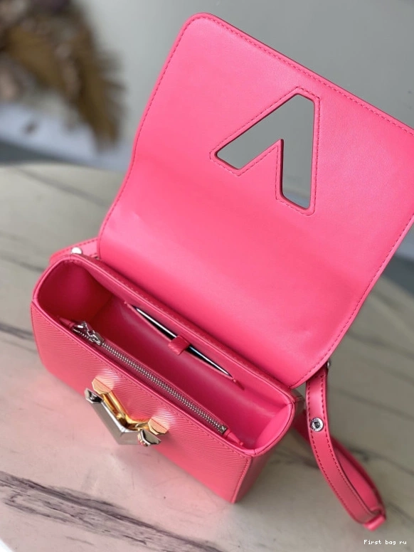 First bag ru TWIST LOUIS PM-19*15*9CM VUITTON 0815